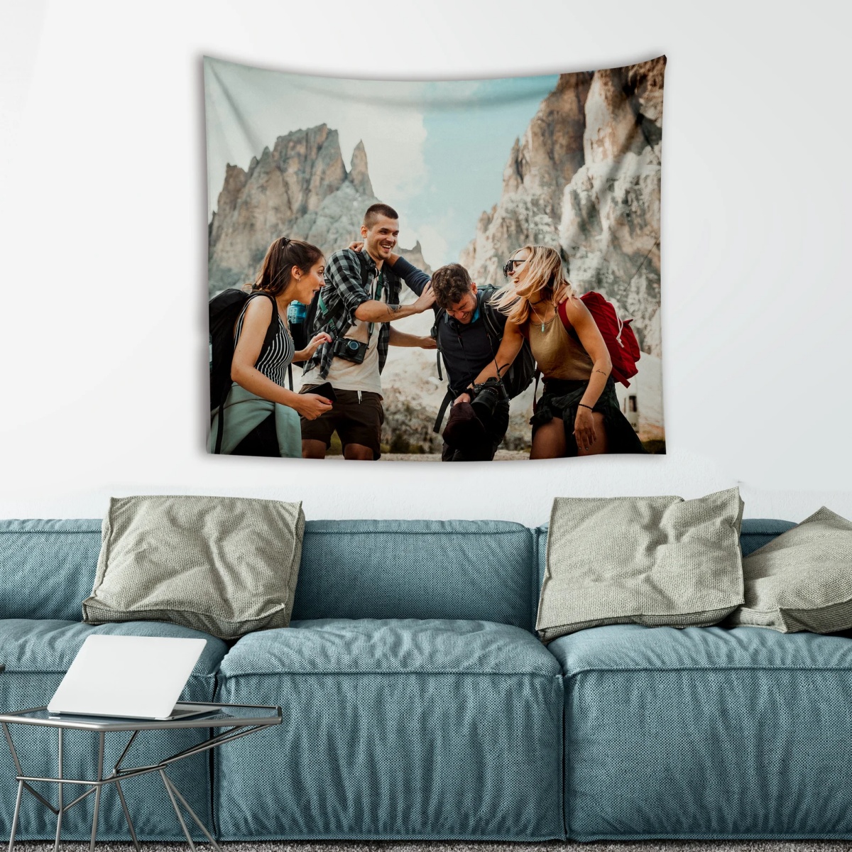 A personalized custom tapestry - Home Of Textiles 评论和价格