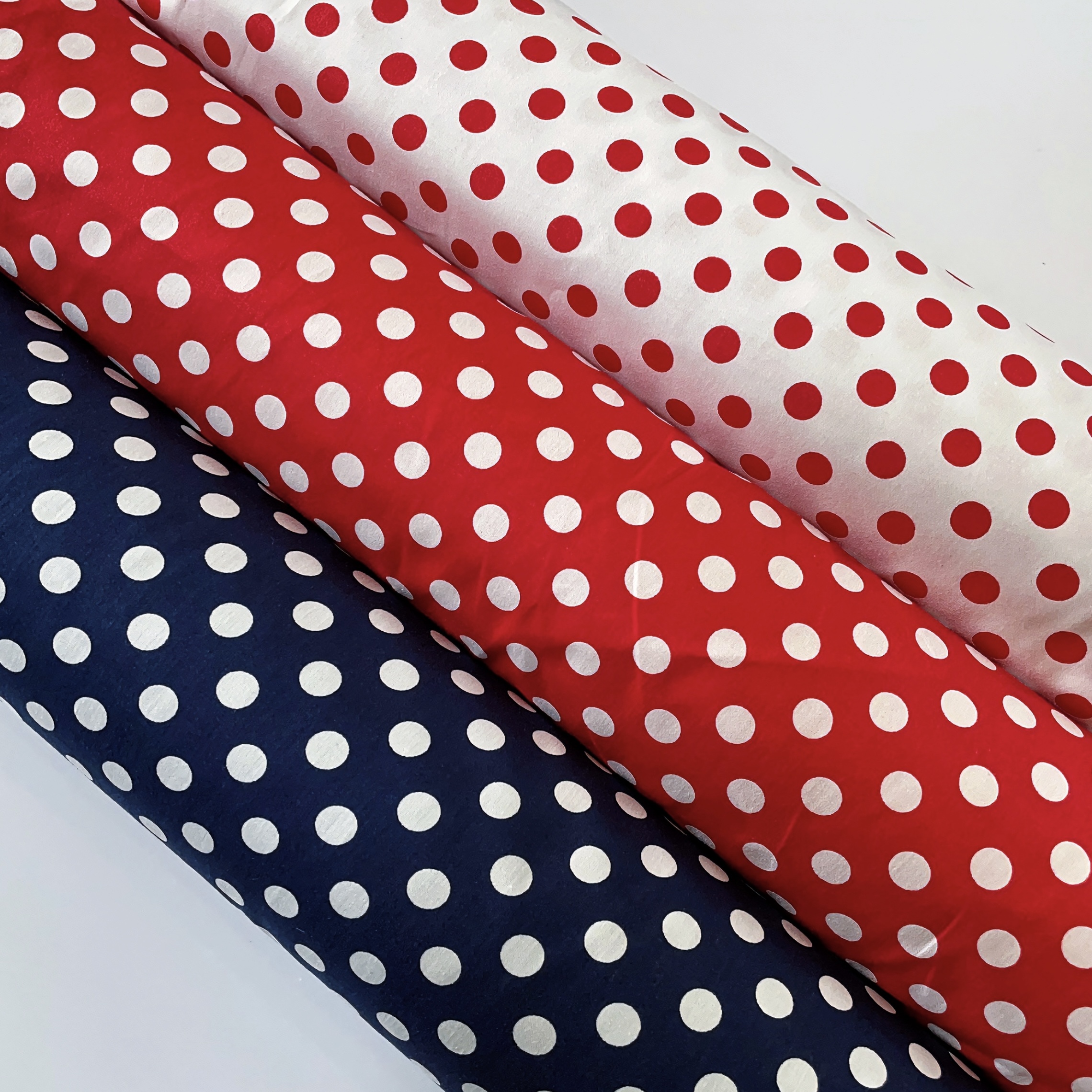 Soft Cotton Classic Polka Dot  - Home Textiles Discount 评论和价格